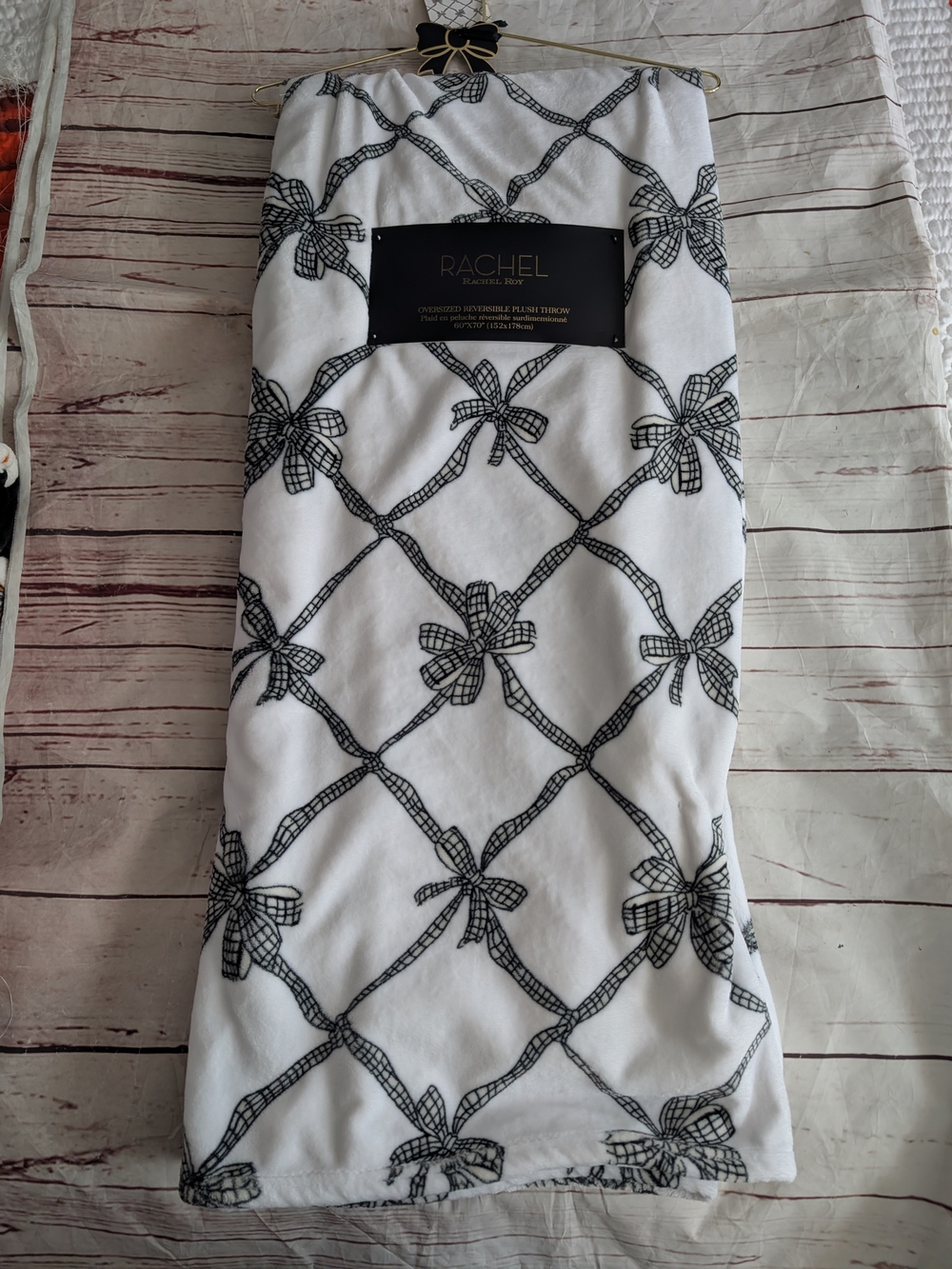 Throw Blanket - Plush Throw